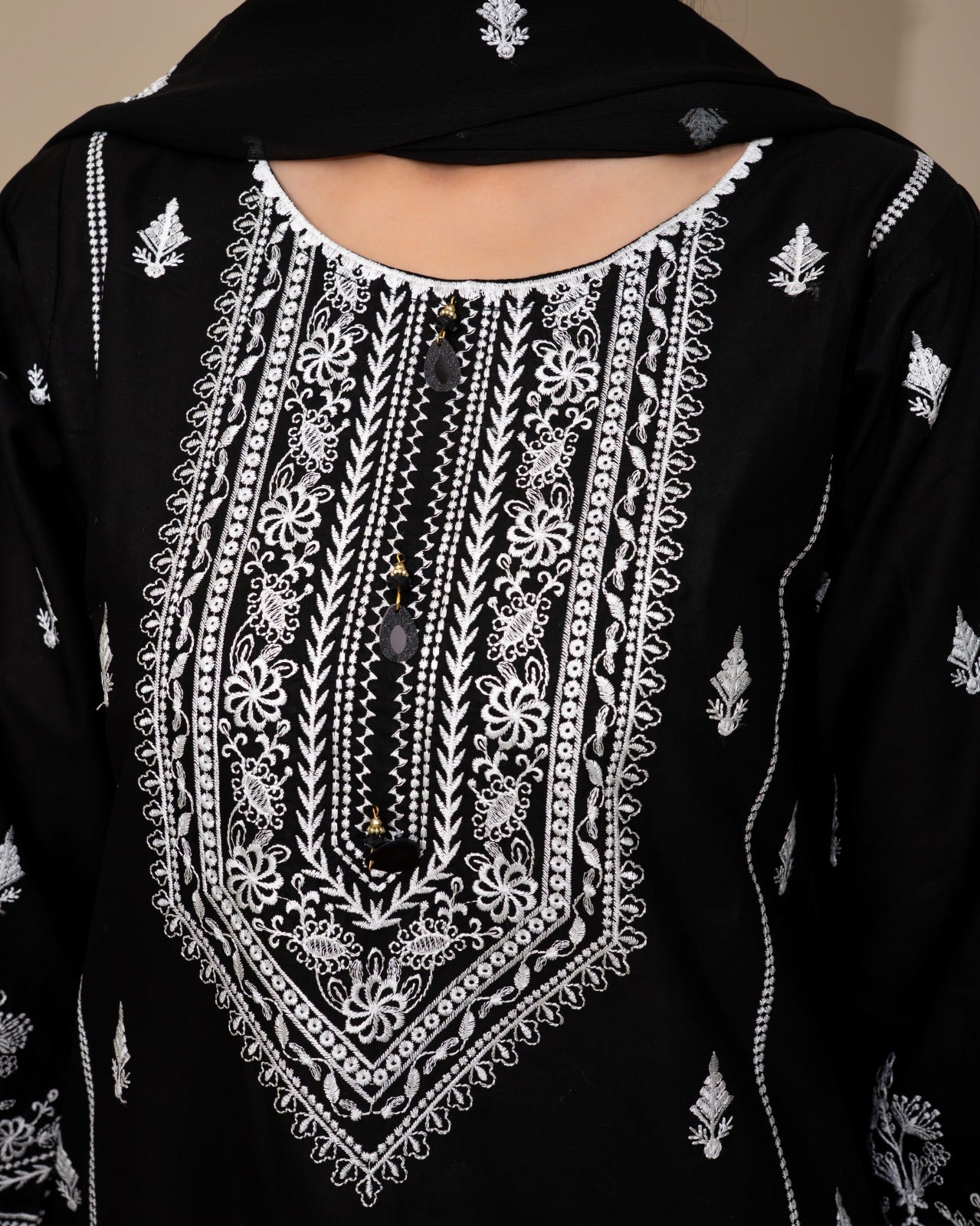 shahjahan embroided