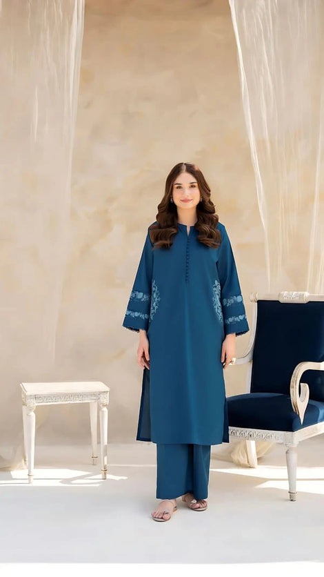 ELLA EMBROIDERY STICHED 2PC