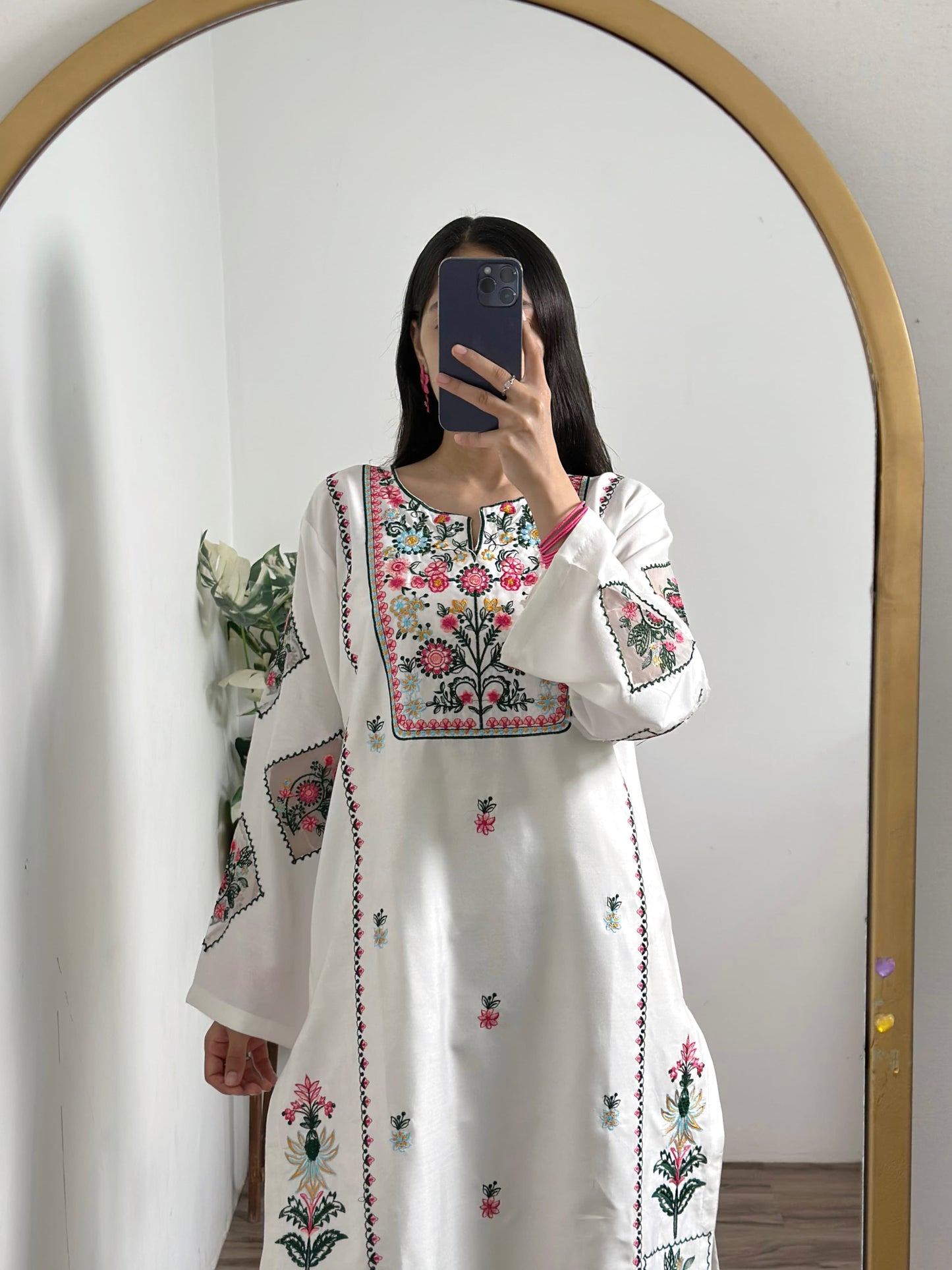 WHITE DOVE EMB 2PC