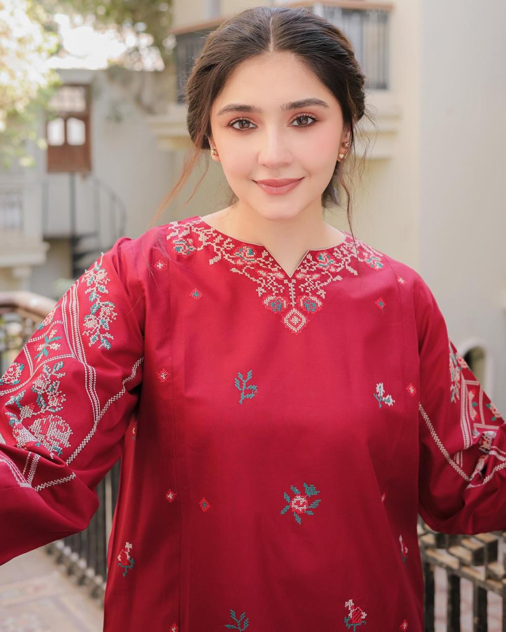 DUA LAWN EMB CORD SETS ( FARSHI SHALWAR)