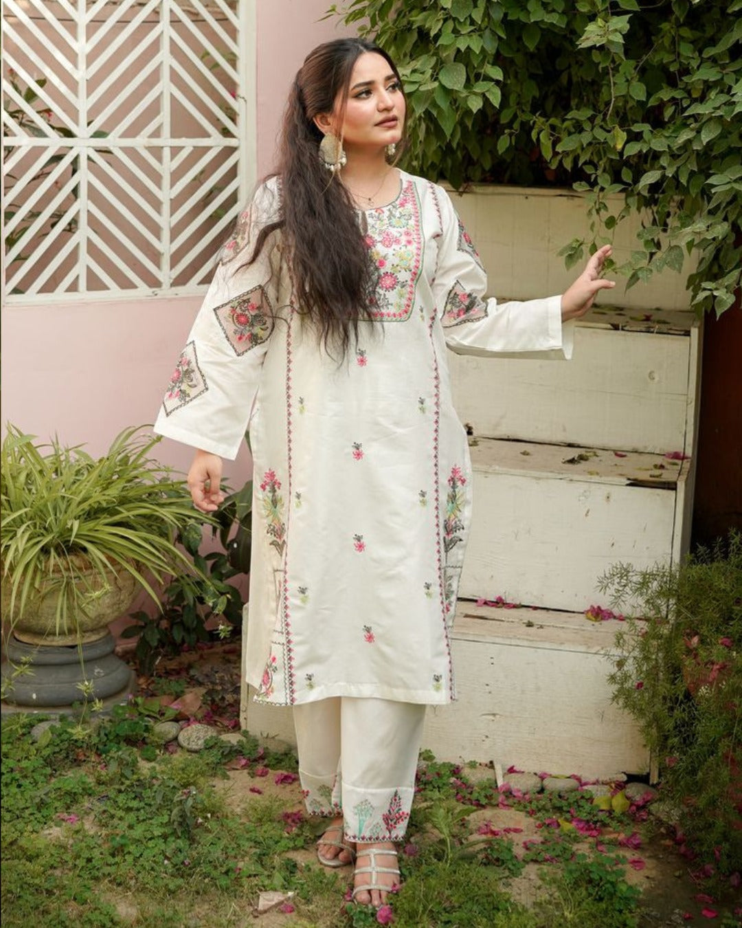 WHITE DOVE EMB 2PC