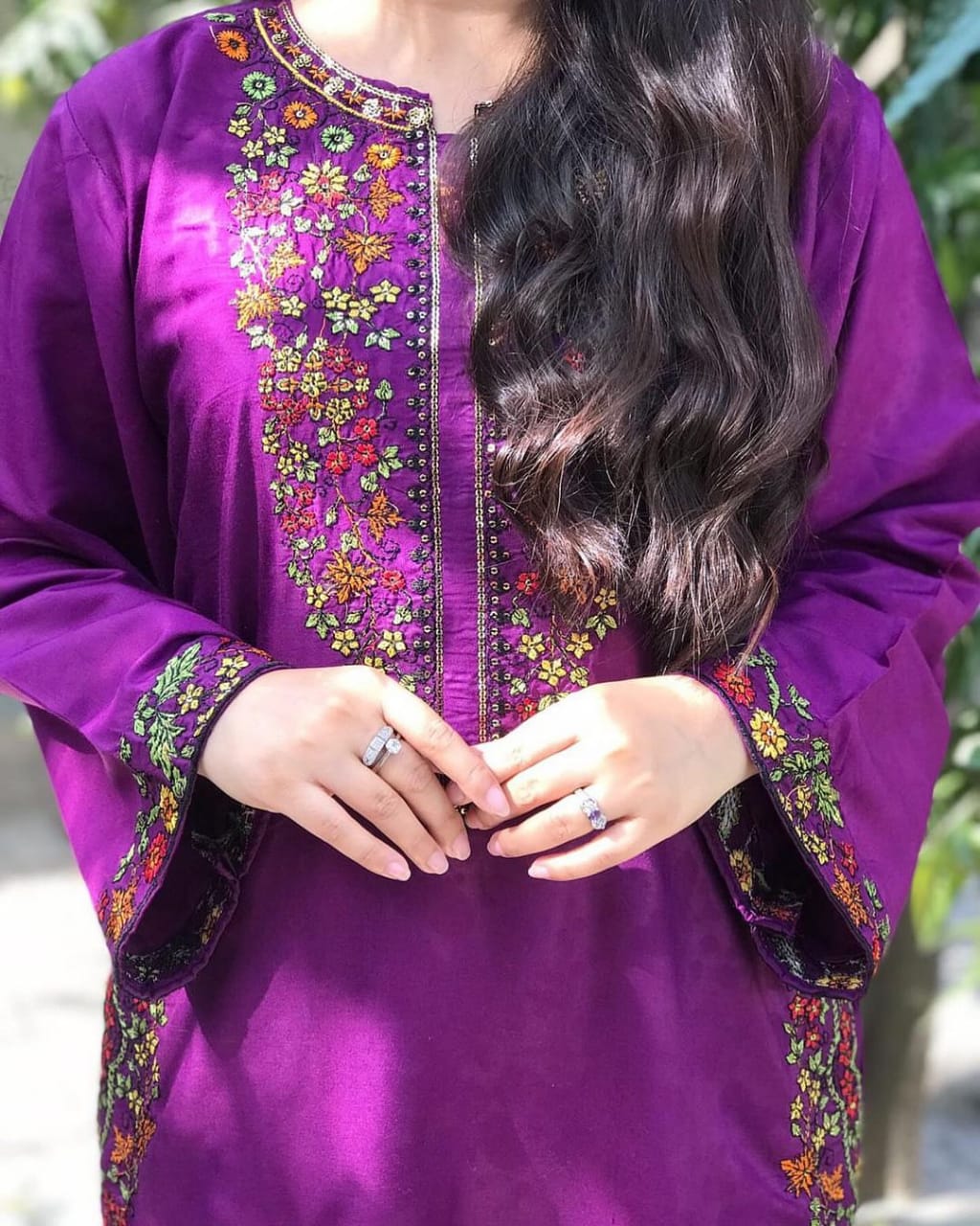 Pocket Sequence Embroidery 2-Piece Set