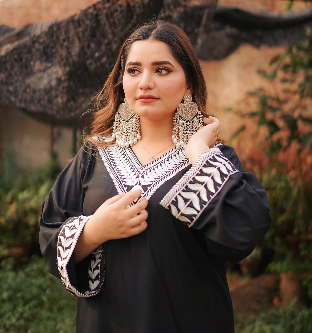 WARDA EMB LONG LENGH 2PC