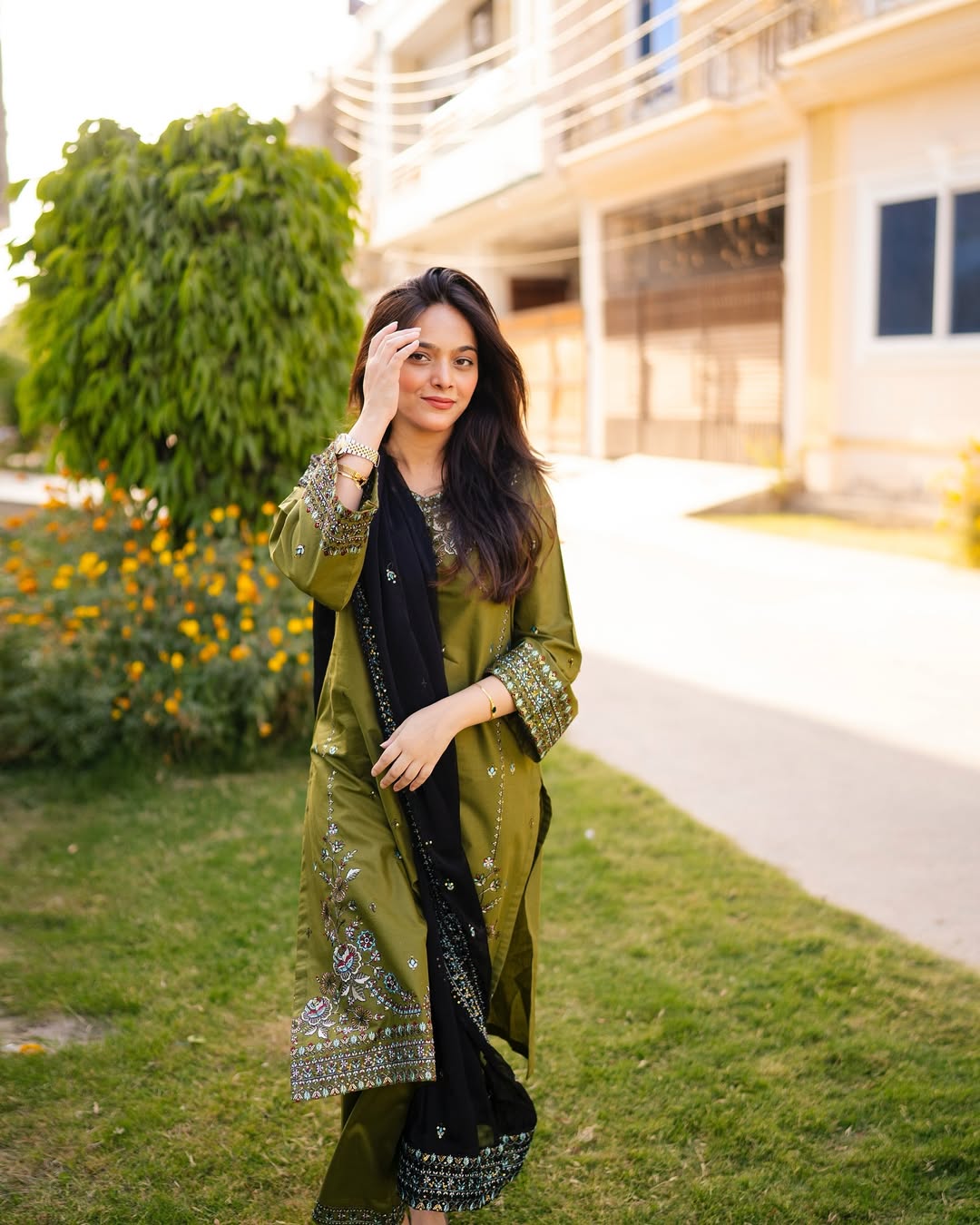 MAYAL EMBROIDERY 3PC